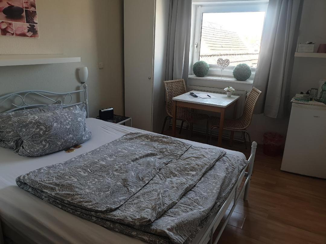 Rooming24, Kleine Pension 뤼베크 외부 사진
