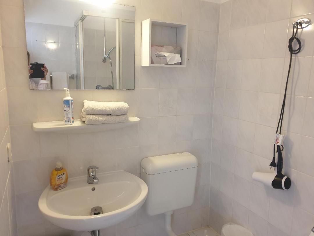Rooming24, Kleine Pension 뤼베크 외부 사진